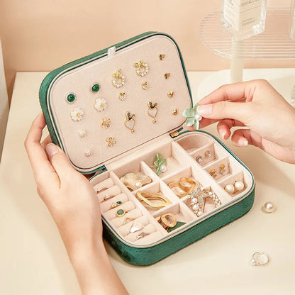 Boite à bijoux en velours Chic™ - Magazinett