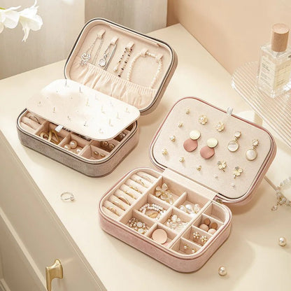 Boite à bijoux en velours Chic™ - Magazinett